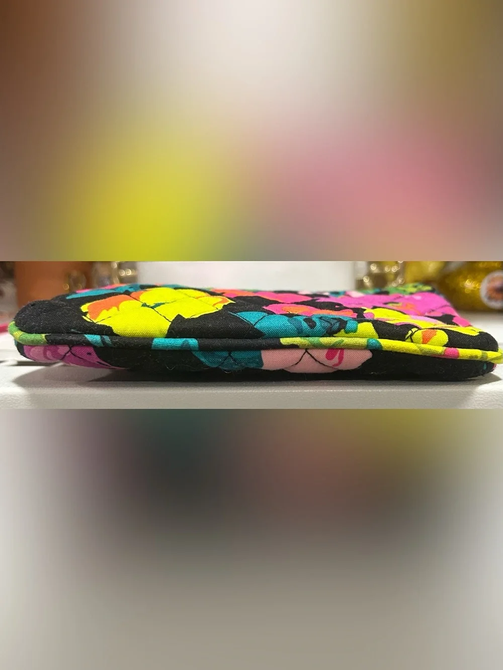 Vera Bradley SUZANI Floral. (RETIRED) Small Zip Cosmetic Bag. LIKE NEW